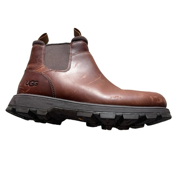 UGG HILLMONT CHELSEA Boots in good condition. - Picture 4 of 9